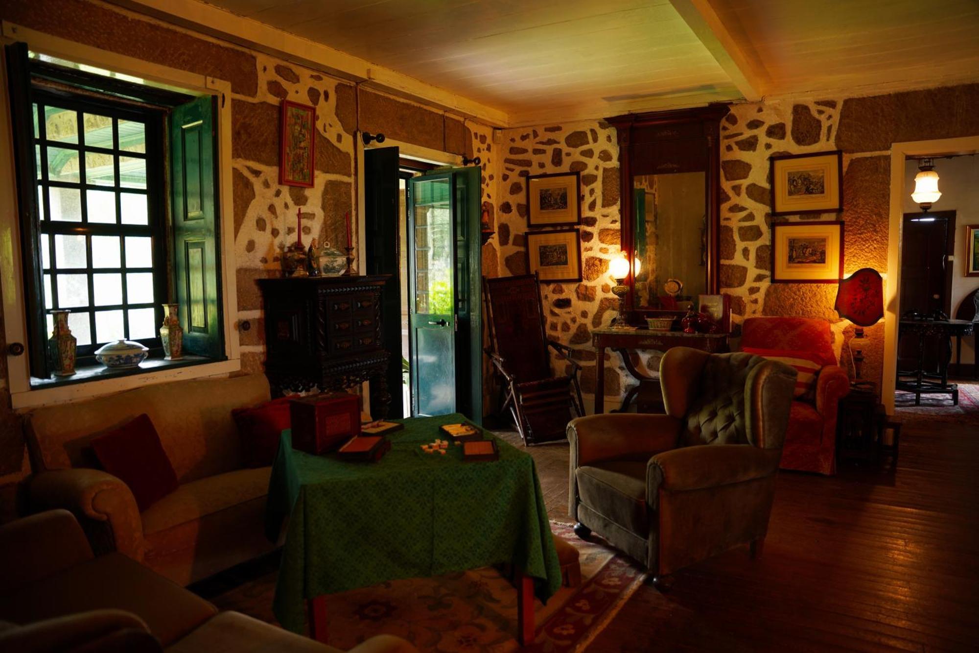 Lugar Da Pedra Alta - B&B - Private Historical Villa Melo 外观 照片